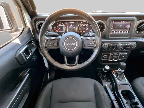Used 2018 Jeep Wrangler Unlimited Sport S AWD/4WD image 6
