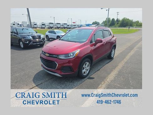 Used 2019 Chevrolet Trax LT w/ LT Convenience Package AWD/4WD image 1