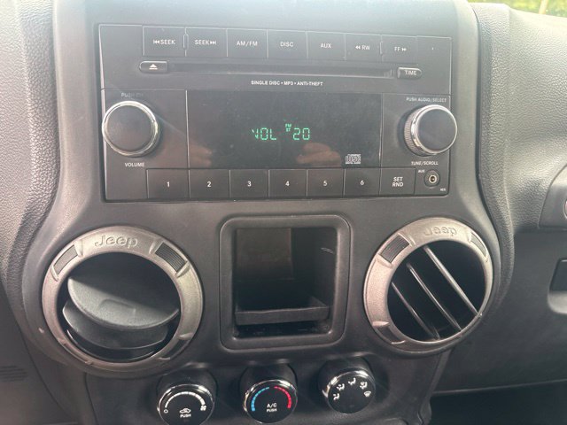 Used 2014 Jeep Wrangler Unlimited Sport AWD/4WD image 34