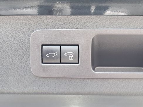 Used 2023 Lexus LX 600 4WD w/ Appearance Package image 15