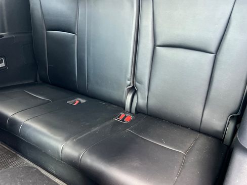 Used 2022 Toyota Highlander XLE image 12