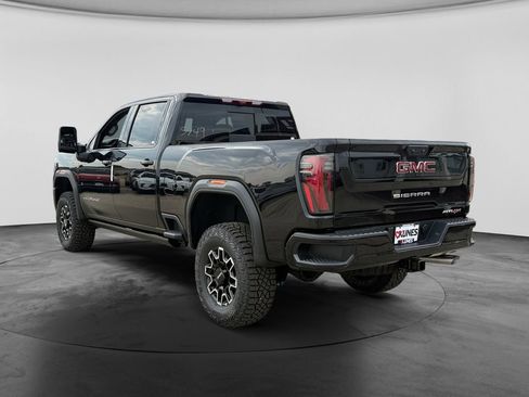 New 2026 GMC Sierra 2500 AT4X w/ LPO, Black Badging Package AWD/4WD image 6