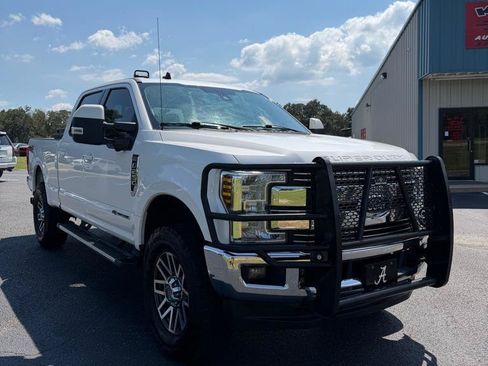 Used 2019 Ford F250 Lariat w/ Lariat Ultimate Package AWD/4WD image 7
