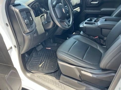 Used 2019 Chevrolet Silverado 1500 W/T w/ Trailering Package RWD image 9