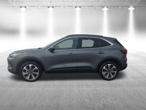 Used 2025 Ford Escape Platinum image 8