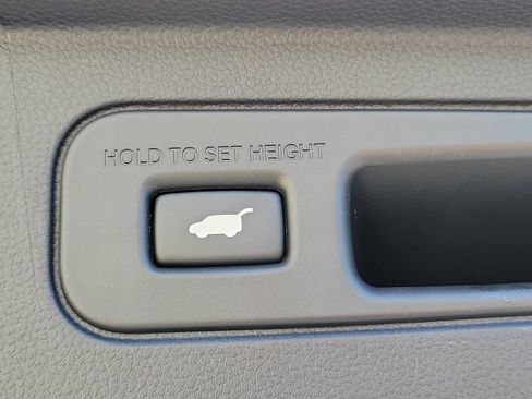 Used 2026 Honda Pilot EX-L image 9