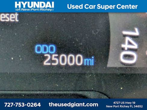 Used 2024 Toyota RAV4 AWD Hybrid image 35