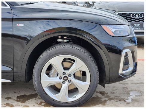 Certified 2023 Audi Q5 2.0T Premium Plus w/ Premium Plus Package AWD/4WD image 9