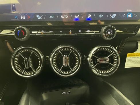 New 2026 Chevrolet Blazer EV LT AWD/4WD image 7