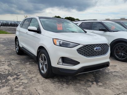 Used 2023 Ford Edge SEL w/ Convenience Package