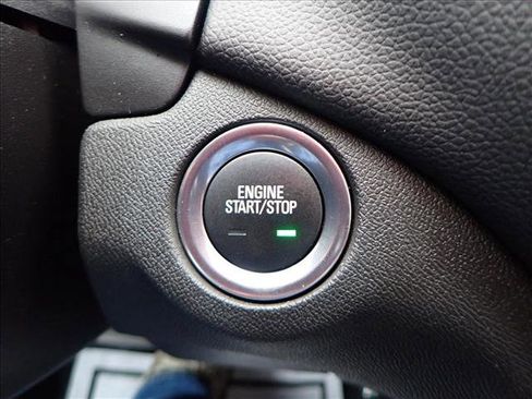 Used 2024 Chevrolet Equinox LT image 24