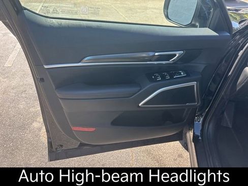 Used 2025 Kia Telluride S FWD image 18