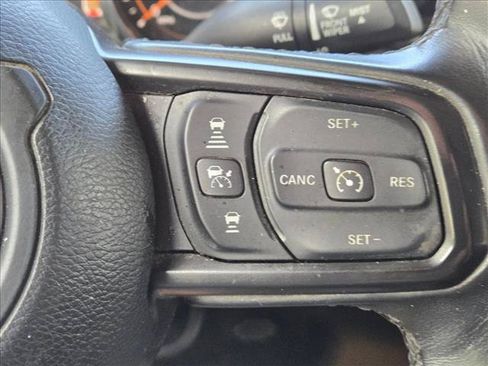 Used 2021 Jeep Gladiator Sport AWD/4WD image 13