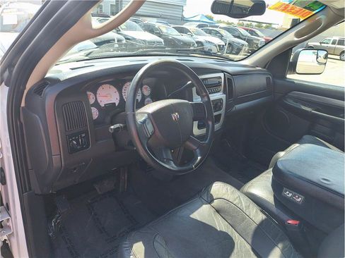 Used 2004 Dodge Ram 2500 Truck SLT w/ Trailer Tow Group RWD image 5