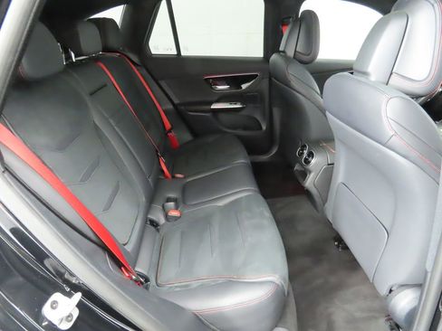 Used 2024 Mercedes-Benz GLC 43 AMG 4MATIC image 22