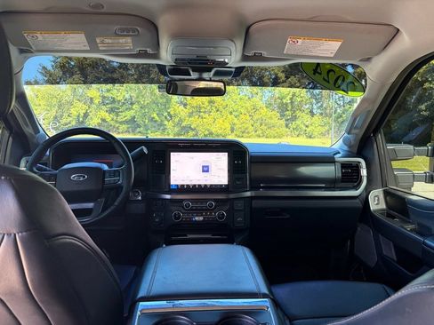 Used 2024 Ford F250 Lariat AWD/4WD image 18