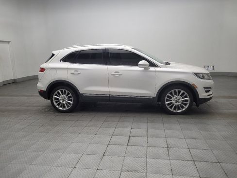 Used 2017 Lincoln MKC Reserve FWD image 11