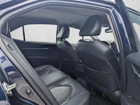 Used 2022 Toyota Camry XLE FWD image 14