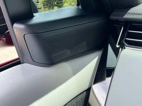 Used 2025 Land Rover Range Rover Sport Autobiography AWD/4WD image 18
