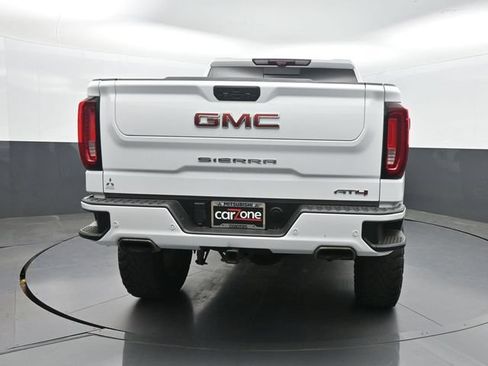 Used 2021 GMC Sierra 1500 AT4 w/ Technology Package AWD/4WD image 24