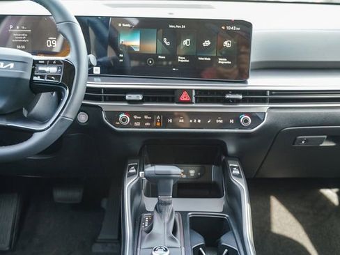 New 2026 Kia Sorento LX image 15