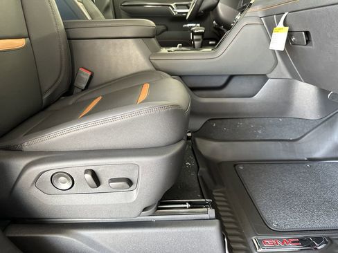 New 2026 GMC Sierra 1500 AT4 w/ AT4 Premium Package image 40