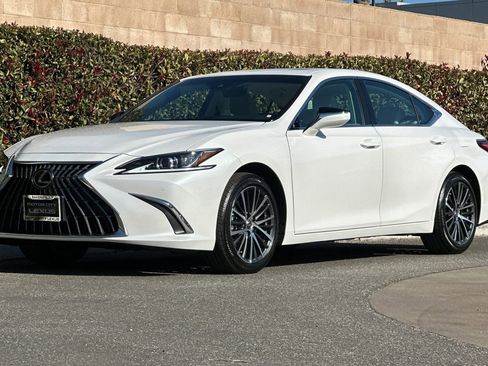 New 2025 Lexus ES 350 350 image 8