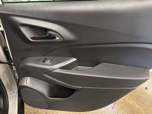 New 2026 Chevrolet Trax ACTIV FWD image 23