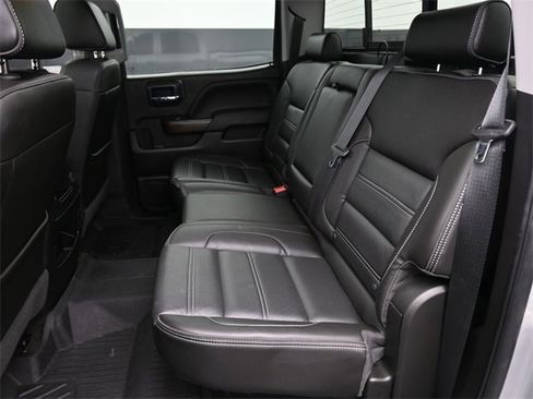 Used 2018 GMC Sierra 1500 Denali w/ Denali Ultimate Package image 11
