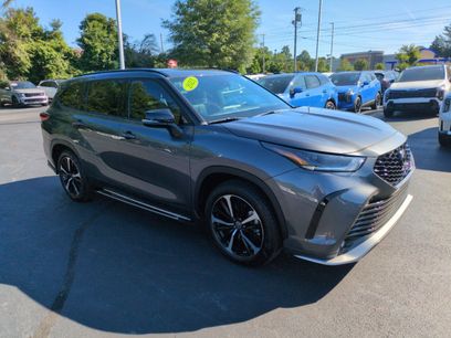 Used 2021 Toyota Highlander XSE
