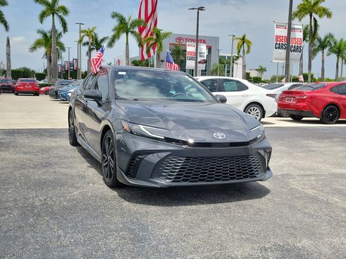 Used 2026 Toyota Camry XSE FWD image 2