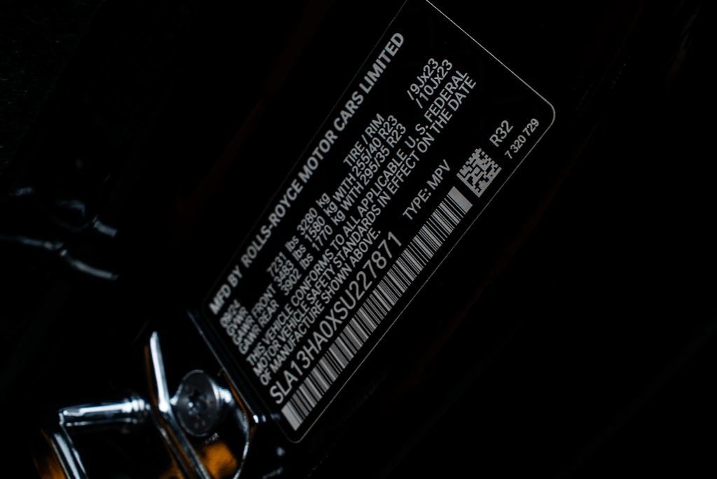 Used 2025 Rolls-Royce Cullinan AWD/4WD image 66
