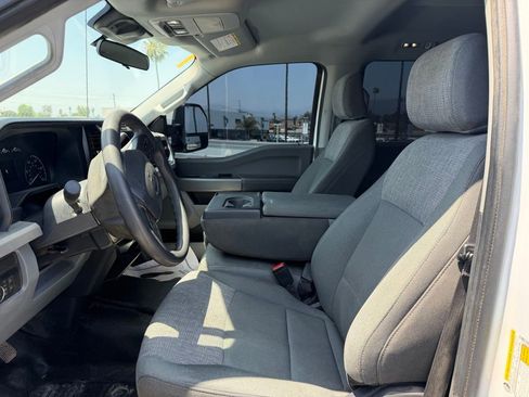 Used 2024 Ford F250 XLT w/ FX4 Off-Road Package AWD/4WD image 5