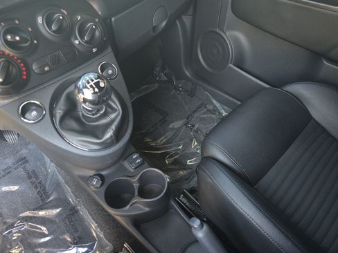 Used 2015 FIAT 500 Sport FWD image 19