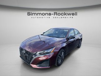 Used 2025 Nissan Altima 2.5 SV FWD video 1