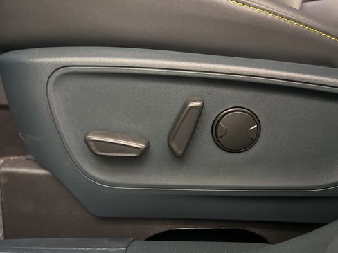 New 2025 Ford Maverick Lobo image 21