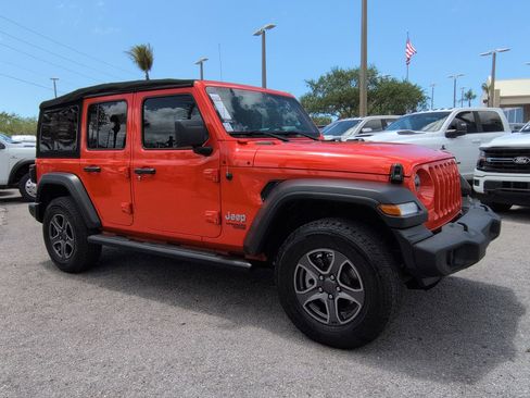 Certified 2018 Jeep Wrangler Unlimited Sport S AWD/4WD image 2