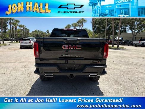 Used 2025 GMC Sierra 1500 AT4 w/ AT4 Premium Package AWD/4WD image 9