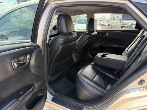 Used 2014 Toyota Avalon XLE image 5