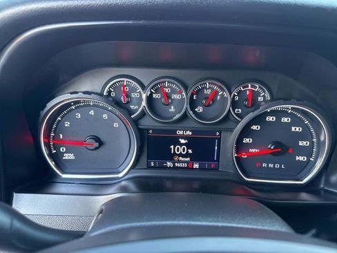 Used 2021 Chevrolet Silverado 1500 LT Trail Boss AWD/4WD image 18