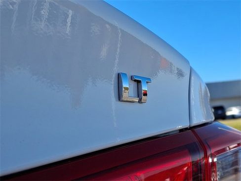 Used 2024 Chevrolet Malibu LT image 31