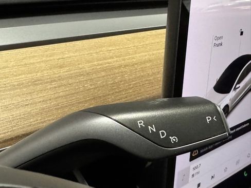 Used 2020 Tesla Model 3 Long Range image 17