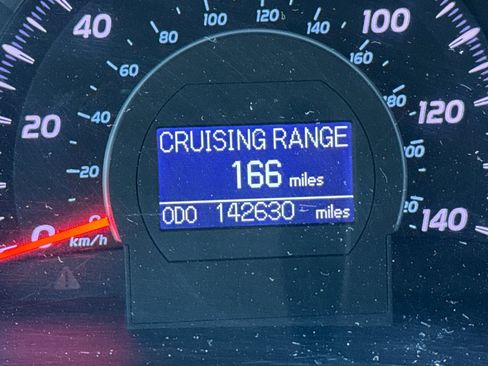 Used 2010 Toyota Camry XLE image 21