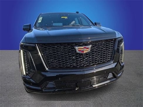 New 2025 Cadillac Escalade ESV Sport w/ Touring Package image 8