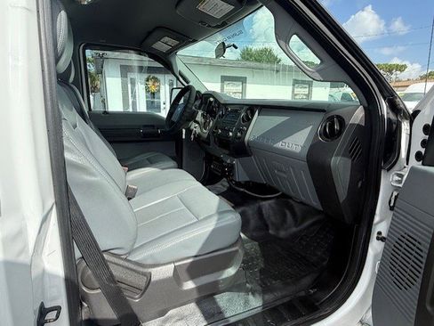 Used 2014 Ford F250 XL w/ Power Equipment Group image 17