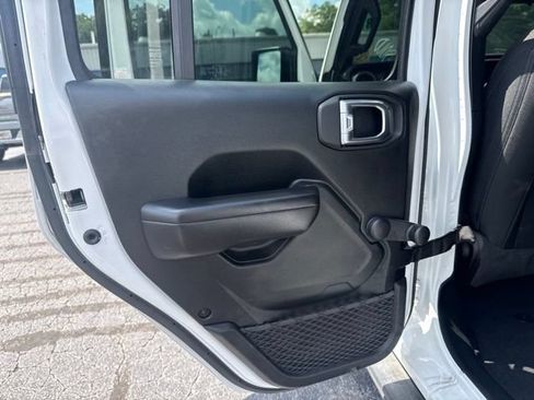 Used 2021 Jeep Wrangler Unlimited Sport AWD/4WD image 14