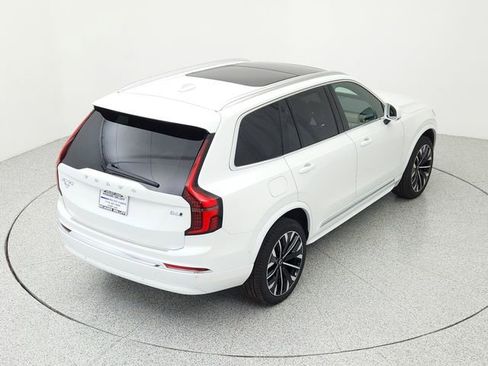 New 2025 Volvo XC90 B6 Plus w/ Protection Package Premier image 14