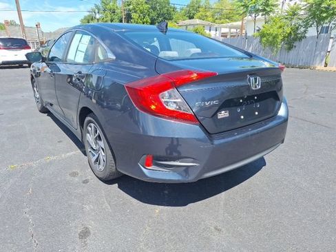 Used 2017 Honda Civic EX image 5