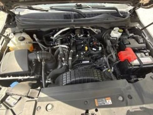 Used 2019 Porsche Cayenne S image 31