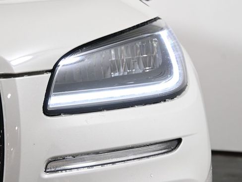 Used 2024 Lincoln Corsair AWD w/ Equipment Group 101A image 11